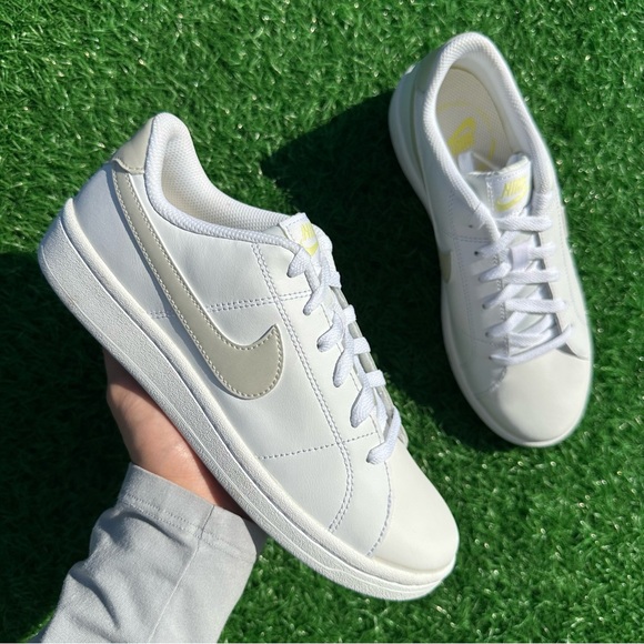 Nike Court Royale 2 White / Platinum Tint Light Zitron - Picture 2 of 13